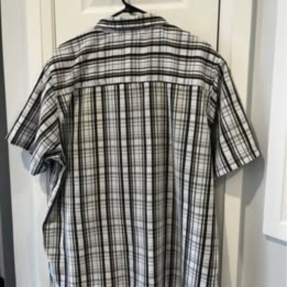Men’s Roadster Originals XL Plaid Short Sleeve Shirt - Picture 5 of 5